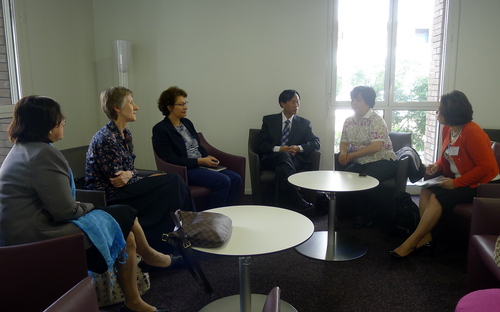 我校代表团与法国国立东方语言文化学院座谈-001 我校代表团与法国国立东方语言文化学院座谈-001