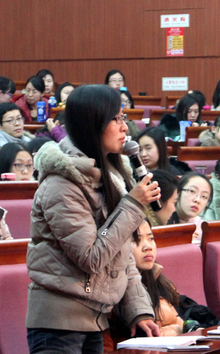 参训学生积极提问-001 参训学生积极提问-001