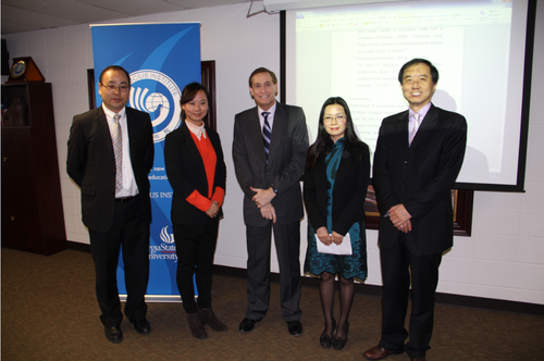 讲座后合影留念 讲座后合影留念